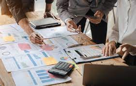 Peran Artificial Intelligence dalam Manajemen Penjualan Toko Modern