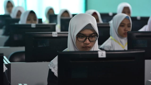 Meningkatkan Persiapan Ujian dengan Tryout Online Bahasa Indonesia UNBK