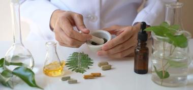Pengobatan Herbal