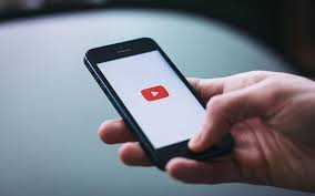 Keuntungan dan Kerugian Menggunakan Jasa Jam Tayang YouTube