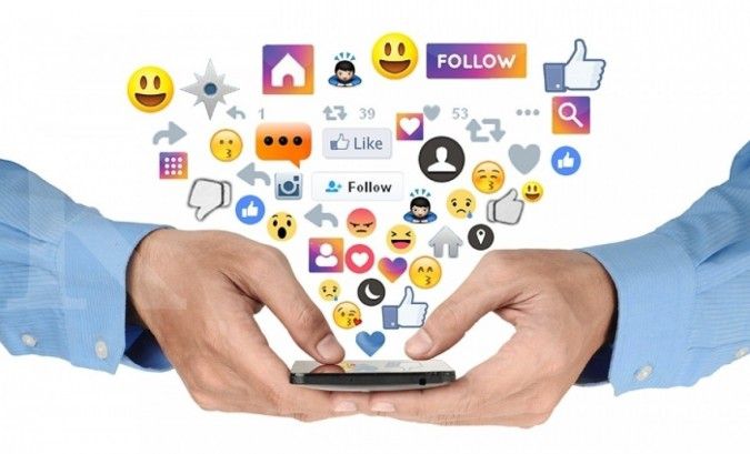 Peran Buzzer Pilkada 2029 dalam Mempengaruhi Opini Publik: Menemukan Solusi di Rajakomen.com