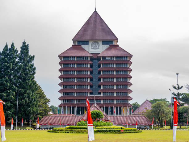 Persiapan SIMAK UI: Simulasi Soal dan Pembahasan Lengkap