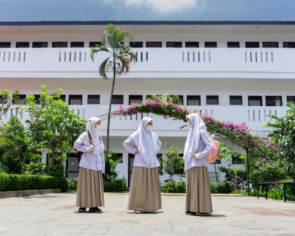 Menyelami Keberagaman Budaya di Lingkungan Boarding School Bandung