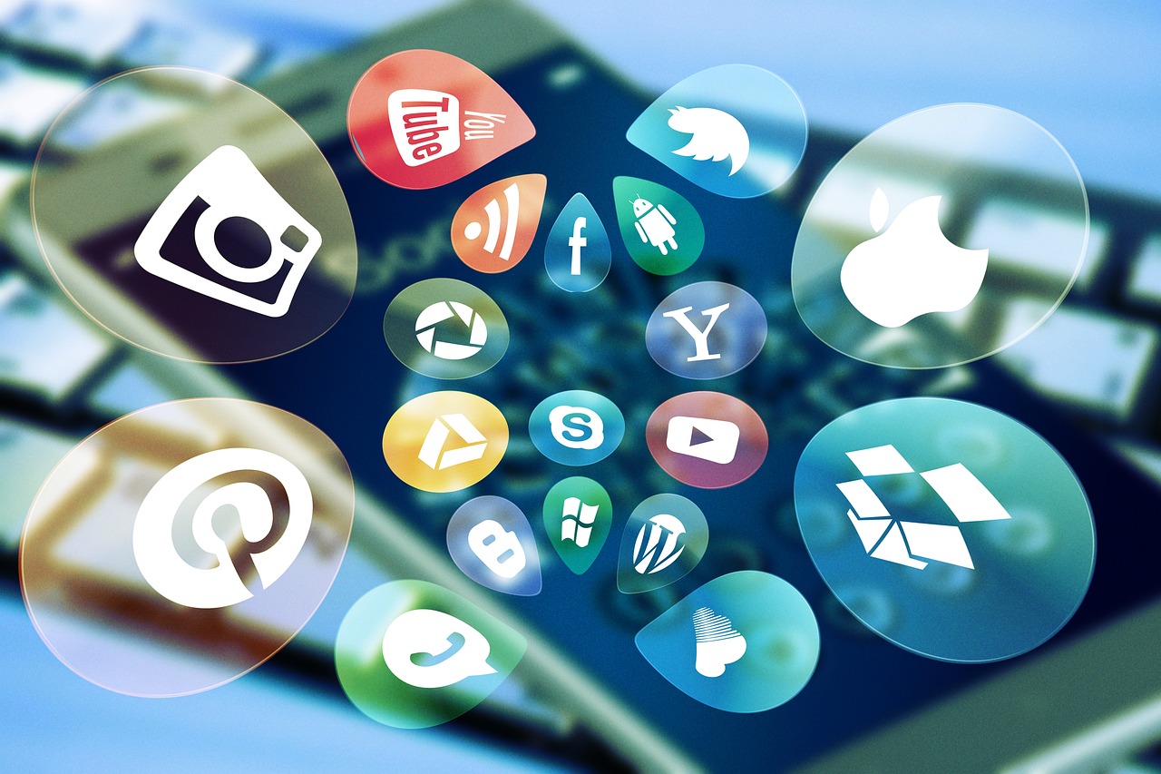 Kolaborasi dengan Content Creator Mikro dalam Promosi Produk Digital