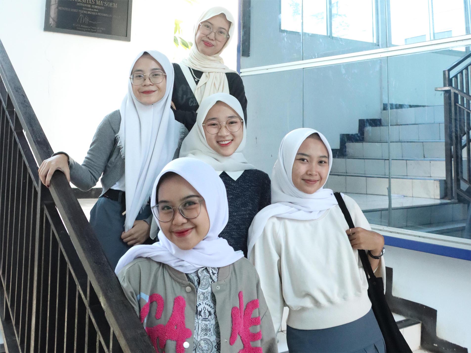 Apa Nama Jurusan Pendidikan Bahasa Inggris dalam Bahasa Inggris yang Benar dan Prospek Kerjanya Bagaimana?